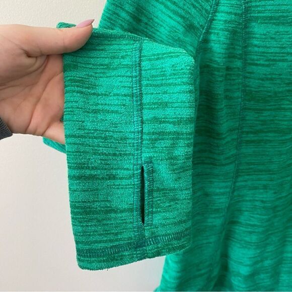 Zella hooded 1/2 zip fleece - Picture 9 of 11